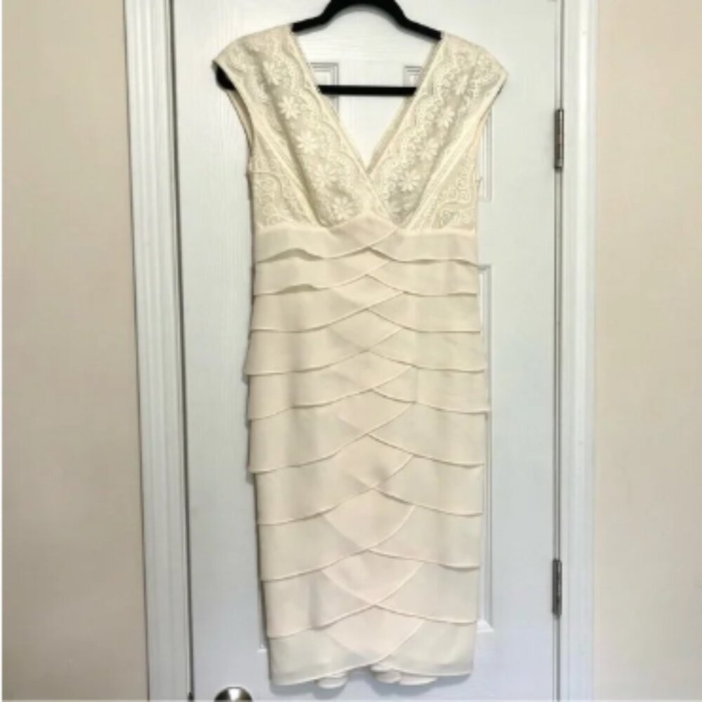 Adrianna Papell Lace & Chiffon Ruffle Dress in Ivory White Size 4